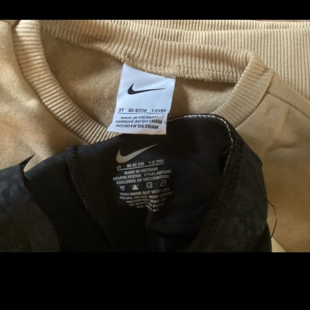 Nike girls sweatshirt & flare leggings set size 2T Or 3T(NWT)~PRICE IS FIRM~ - Picture 5 of 6